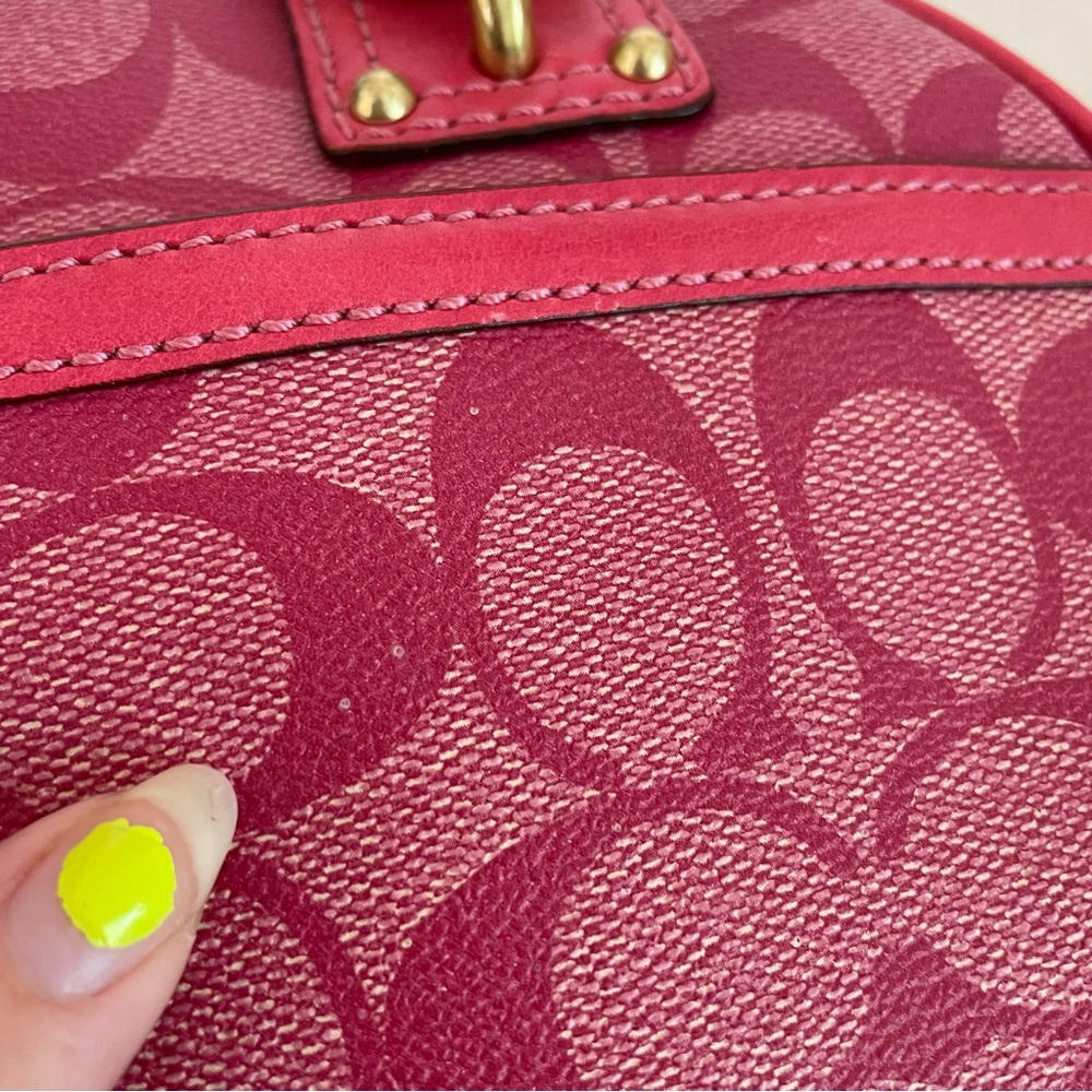 Coach Pink and White Mini Bag - Picture 3 of 16
